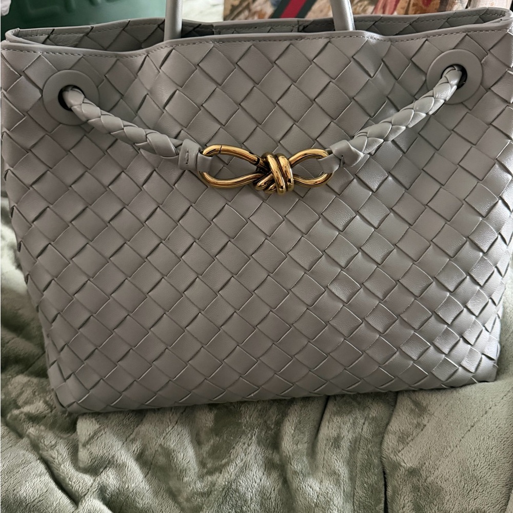 Bottega Veneta Medium Andiamo Bag — Grey Intrecciato Weave, Gold Hardware